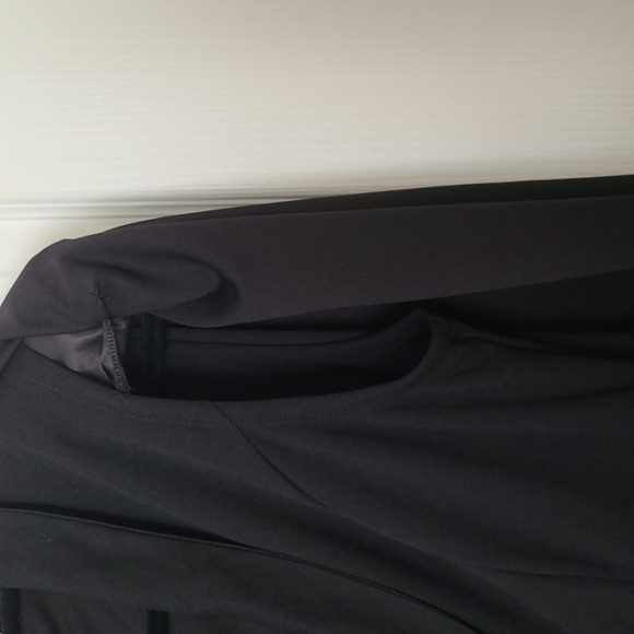 Dress - Picture 3 of 4